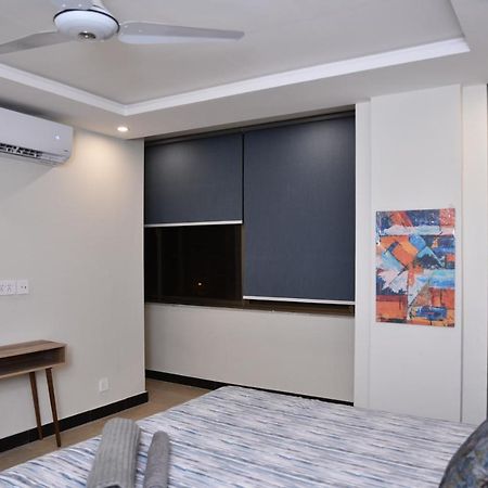The Bliss Aparthotel Равалпинди Екстериор снимка