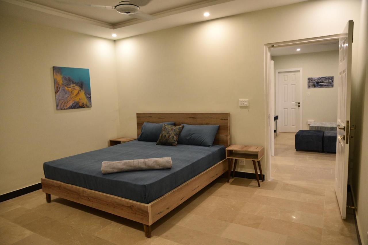 The Bliss Aparthotel Равалпинди Екстериор снимка