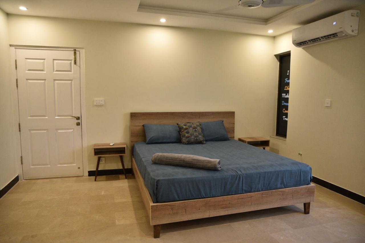 The Bliss Aparthotel Равалпинди Екстериор снимка
