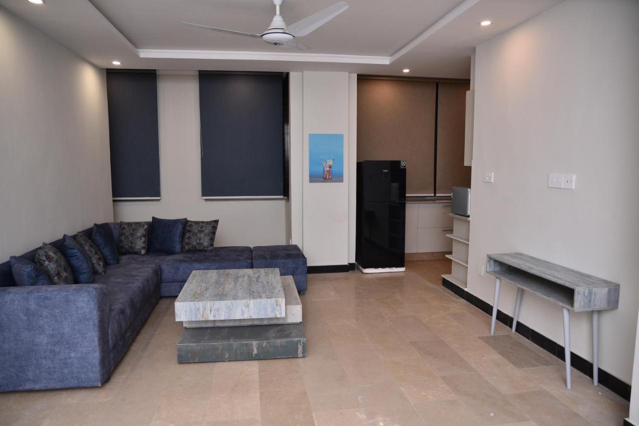The Bliss Aparthotel Равалпинди Екстериор снимка