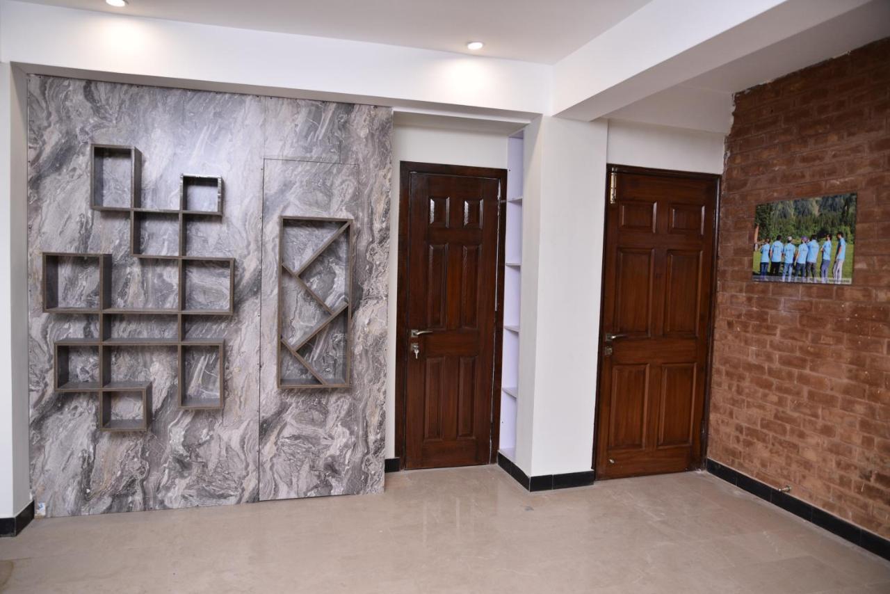 The Bliss Aparthotel Равалпинди Екстериор снимка