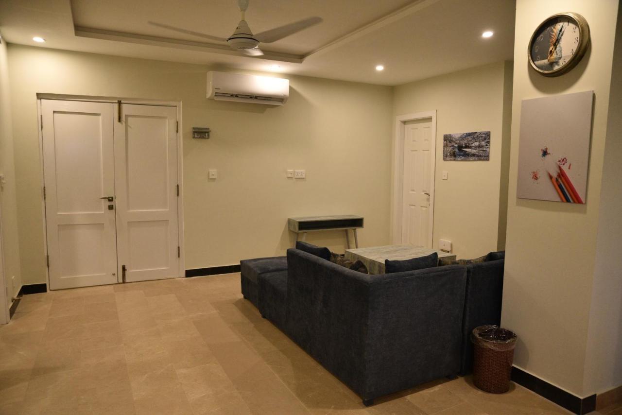 The Bliss Aparthotel Равалпинди Екстериор снимка