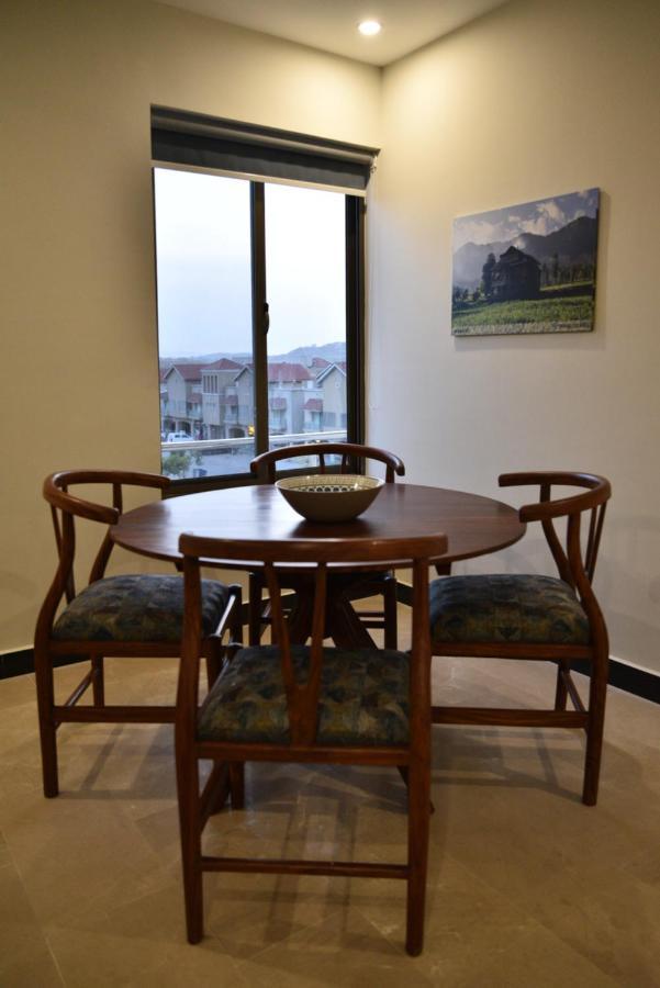 The Bliss Aparthotel Равалпинди Екстериор снимка