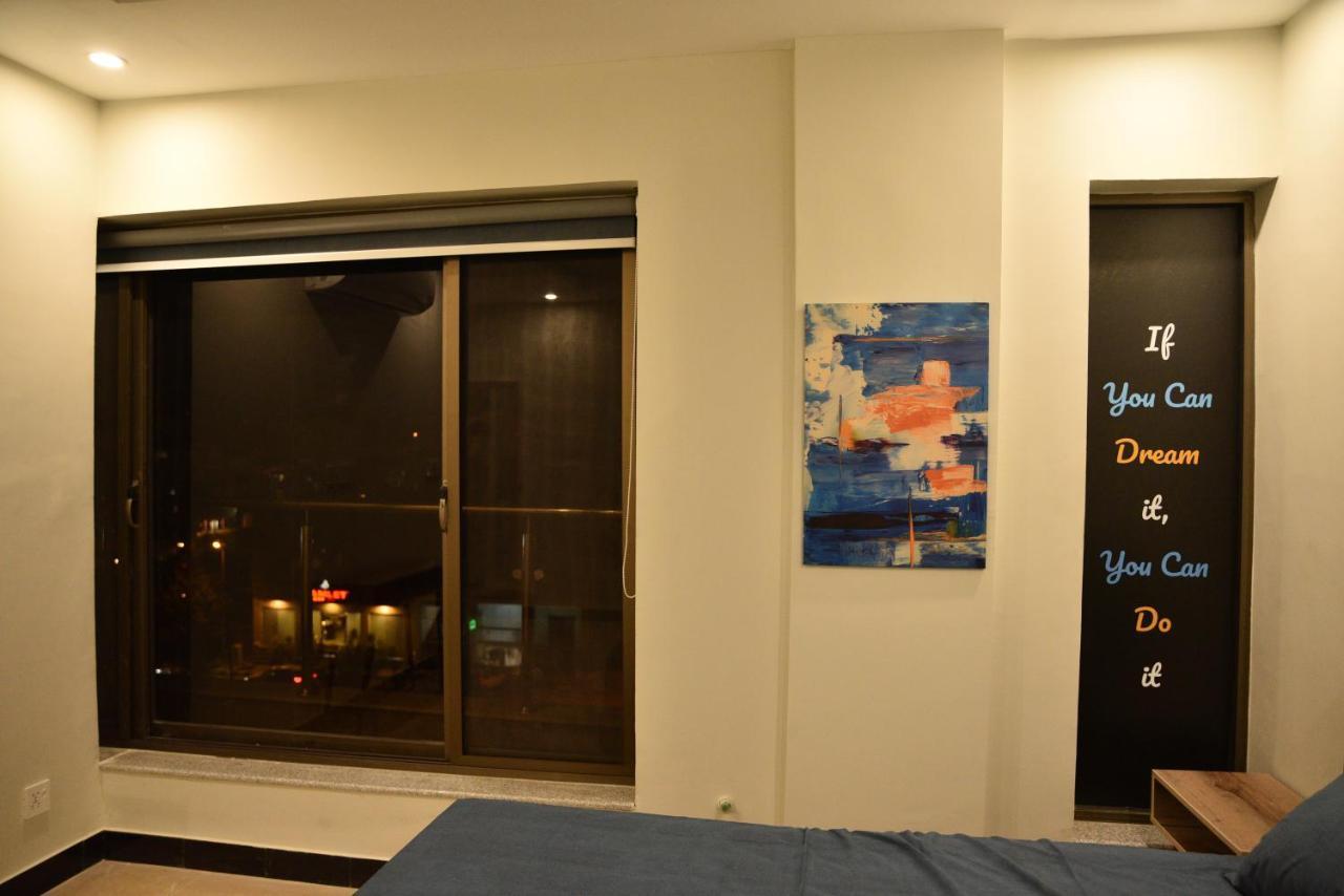 The Bliss Aparthotel Равалпинди Екстериор снимка